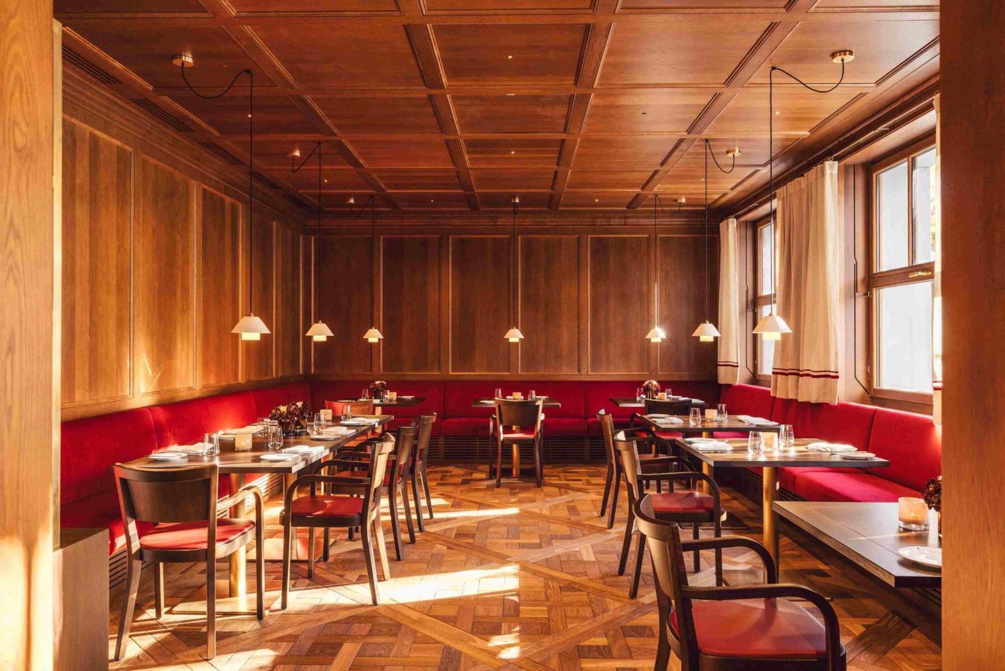Posthotel Taube 施伦斯 外观 照片